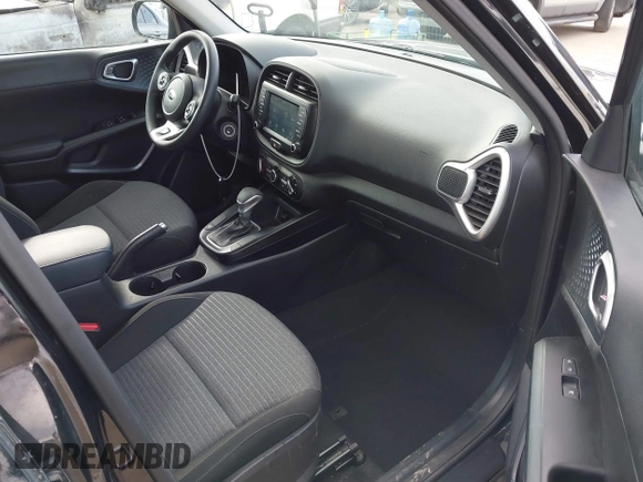 2021 Kia Soul S with VIN KNDJ23AU7M7126130, listed as a IAAI auction lot 42118112 with 21,773 mi miles and . Bid and sale history available at DreamBid. Image 5.