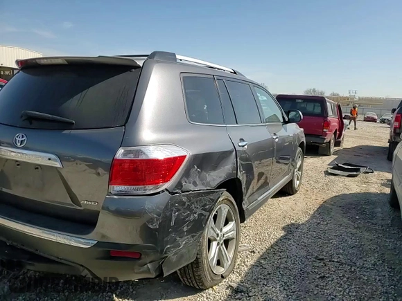 2012 Toyota Highlander Limited with VIN 5TDDK3EHXCS155216, listed as a Copart auction lot 48621655 with 181,691 mi miles and Salvage Title. Bid and sale history available at carsss.com. Image 11.