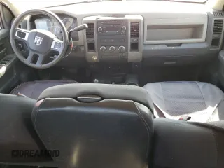 2011 Ram 2500 SLT z VIN 3D7TT2CT0BG508088, wystawiony jako Copart lot #57180845 z przebiegiem 111 311 mil mil oraz Szkoda całkowita • Salvage title. Historia ofert i sprzedaży dostępna na DreamBid. Obrazek 8.