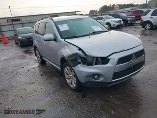 2012 Mitsubishi Outlander SE with VIN JA4AS3AW9CU008138, listed as a IAAI auction lot 41555627 with 119,751 mi miles. Bid and sale history available at carsss.com. Image 1.