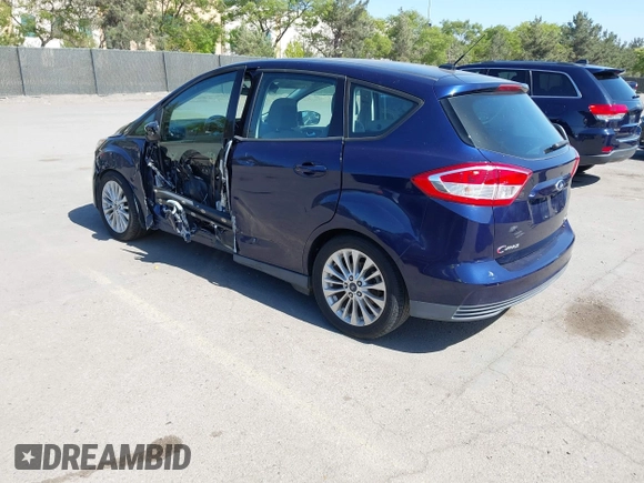 2017 Ford C-Max SE z VIN 1FADP5AU0HL115421, wystawiony jako IAAI lot #42216348 z przebiegiem 145 415 mil mil oraz . Historia ofert i sprzedaży dostępna na DreamBid. Obrazek 3.