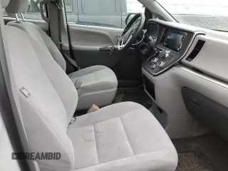 2018 Toyota Sienna L with VIN 5TDZZ3DC9JS929475, listed as a Copart auction lot 48541515 with 214,337 mi miles and Salvage Title. Bid and sale history available at DreamBid. Image 7.