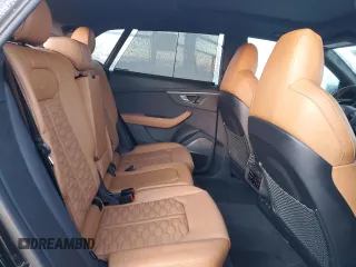 2024 Audi RS Q8 z VIN WU1ARBF15RD003202, wystawiony jako Copart lot #41654865 z przebiegiem 11 198 mil mil oraz Szkoda całkowita • Salvage title. Historia ofert i sprzedaży dostępna na DreamBid. Obrazek 10.