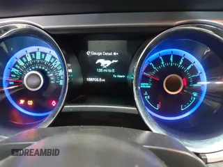 2013 Ford Mustang V6 с VIN 1ZVBP8EM8D5200645, выставлен на аукционе IAAI как лот 41035547 с пробегом 156 702 миль миль и . История ставок и продаж доступна на DreamBid. Изображение 7.