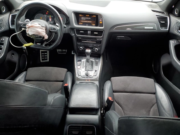 2015 Audi SQ5 Premium Plus z VIN WA1CGAFP3FA040735, wystawiony jako Copart lot #55404445 z przebiegiem 126 760 mil mil oraz Czysty tytuł • Clean title. Historia ofert i sprzedaży dostępna na DreamBid. Obrazek 8.