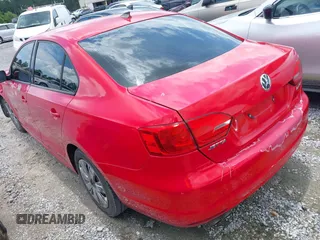 2012 Volkswagen Jetta SE с VIN 3VWDP7AJ6CM086877, выставлен на аукционе IAAI как лот 42390302 с пробегом 189 490 миль миль и . История ставок и продаж доступна на DreamBid. Изображение 3.