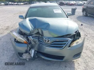 2011 Toyota Camry LE with VIN 4T1BF3EK1BU660297, listed as a IAAI auction lot 42080321 with 81,934 mi miles. Bid and sale history available at carsss.com. Image 6.