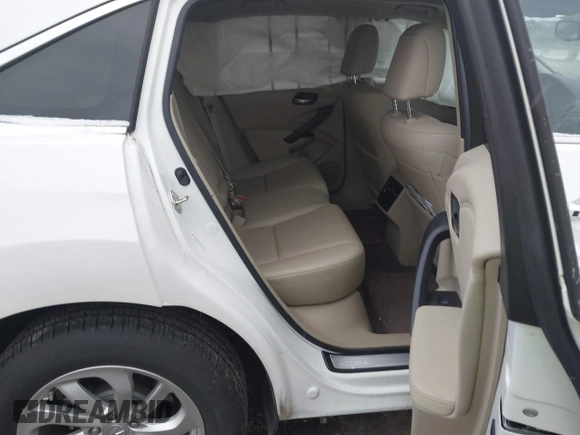 2016 Acura RDX with VIN 5J8TB4H33GL018175, listed as a IAAI auction lot 41259556 with 108,646 mi miles. Bid and sale history available at carsss.com. Image 8.