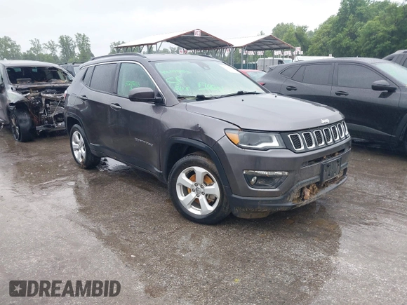 2018 Jeep Compass Altitude z VIN 3C4NJDBB2JT432456, wystawiony jako IAAI lot #42295863 z przebiegiem Nie podano mil oraz . Historia ofert i sprzedaży dostępna na DreamBid. Obrazek 1.