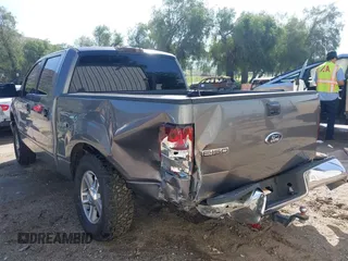 2007 Ford F-150 XLT with VIN 1FTRW12W47KC10337, listed as a IAAI auction lot 41568915 with 189,685 mi miles. Bid and sale history available at carsss.com. Image 3.