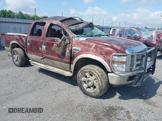2008 Ford F-250 XL z VIN 1FTSW21R88EB49674, wystawiony jako IAAI lot #42348656 z przebiegiem 160 104 mil mil oraz . Historia ofert i sprzedaży dostępna na DreamBid. Obrazek 1.