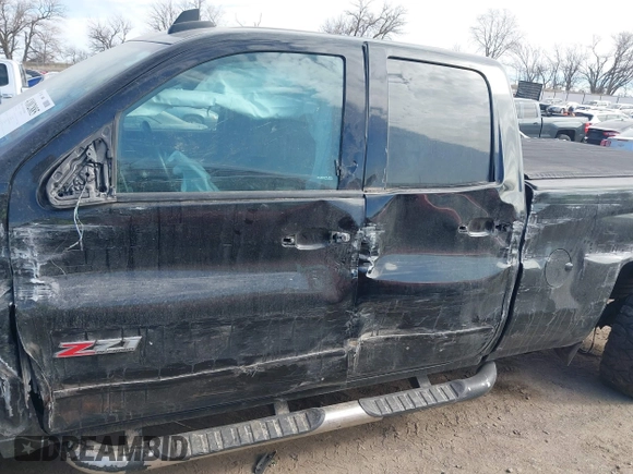 2016 Chevrolet Silverado 1500 LT with VIN 1GCVKREC2GZ345656, listed as a IAAI auction lot 41882885 with 145,820 mi miles. Bid and sale history available at carsss.com. Image 14.