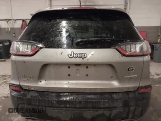 2019 Jeep Cherokee Latitude Plus with VIN 1C4PJMLX8KD137307, listed as a IAAI auction lot 41258365 with 131,758 mi miles and . Bid and sale history available at DreamBid. Image 17.