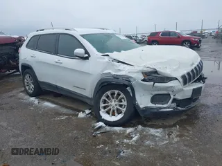 2021 Jeep Cherokee Latitude with VIN 1C4PJMCB8MD125181, listed as a IAAI auction lot 41273576 with 47,550 mi miles and . Bid and sale history available at DreamBid. Image 1.