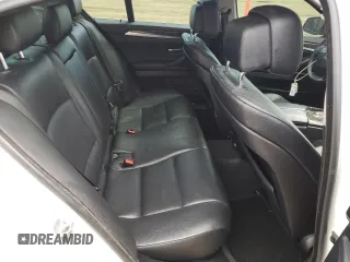 2013 BMW 5 Series 528i xDrive с VIN WBAXH5C56DD111921, выставлен на аукционе Copart как лот 57354925 с пробегом 86 791 миль миль и Списание • Salvage title. История ставок и продаж доступна на DreamBid. Изображение 10.