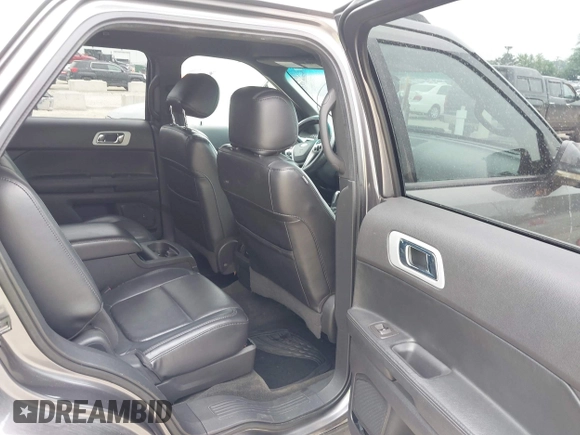 2011 Ford Explorer Limited с VIN 1FMHK7F81BGA71975, выставлен на аукционе IAAI как лот 42507017 с пробегом 215 493 миль миль и . История ставок и продаж доступна на DreamBid. Изображение 8.