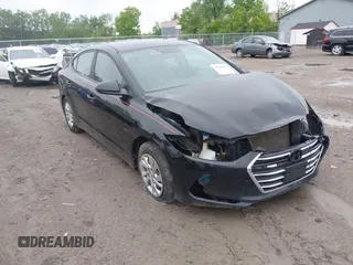 2017 Hyundai Elantra SE z VIN KMHD74LF3HU091950, wystawiony jako IAAI lot #42300065 z przebiegiem 149 062 mil mil oraz . Historia ofert i sprzedaży dostępna na DreamBid. Obrazek 1.