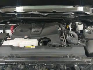 2022 Toyota Tundra Platinum z VIN 5TFNA5AB6NX003712, wystawiony jako IAAI lot #42020668 z przebiegiem 44 256 mil mil oraz . Historia ofert i sprzedaży dostępna na DreamBid. Obrazek 19.