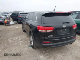 2017 Kia Sorento LX with VIN 5XYPG4A32HG281928, listed as a IAAI auction lot 41509249 with 82,915 mi miles. Bid and sale history available at carsss.com. Image 3.