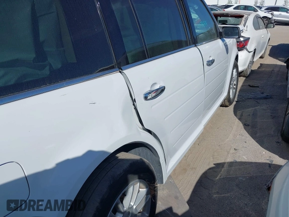 2019 Ford Flex SEL with VIN 2FMGK5C83KBA11398, listed as a IAAI auction lot 41783991 with 169,888 mi miles. Bid and sale history available at carsss.com. Image 17.