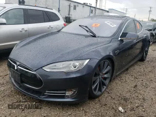 2014 Tesla Model S P85D with VIN 5YJSA1H25EFP62654, listed as a Copart auction lot 66419634 with Not Provided miles and Salvage Title. Bid and sale history available at DreamBid. Image 1.