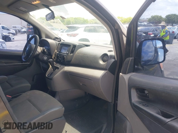 2016 Nissan NV200 S z VIN 3N6CM0KNXGK694075, wystawiony jako IAAI lot #42365919 z przebiegiem 217 629 mil mil oraz . Historia ofert i sprzedaży dostępna na DreamBid. Obrazek 5.