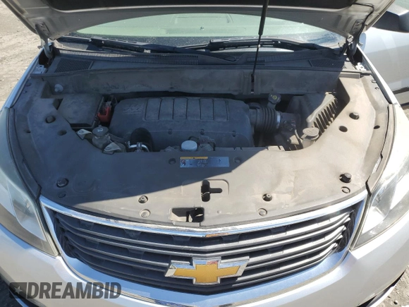 2015 Chevrolet Traverse LS z VIN 1GNKVFED0FJ337397, wystawiony jako Copart lot #55822825 z przebiegiem 161 838 mil mil oraz Czysty tytuł • Clean title. Historia ofert i sprzedaży dostępna na DreamBid. Obrazek 12.