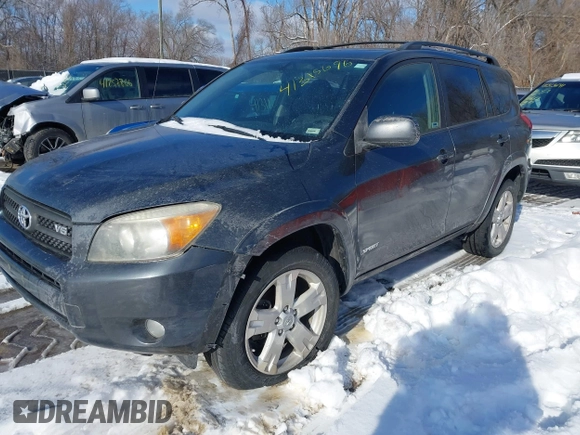 2007 Toyota RAV4 Sport with VIN JTMBK32V076010452, listed as a IAAI auction lot 41315696 with 236,416 mi miles. Bid and sale history available at carsss.com. Image 2.