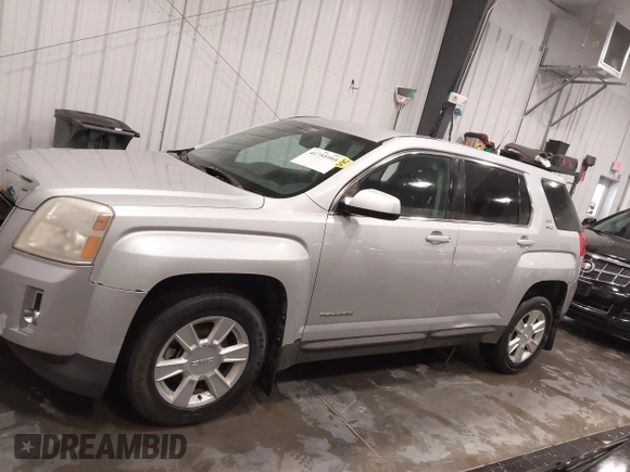 2010 GMC Terrain SLE-1 with VIN 2CTFLCEW9A6270499, listed as a IAAI auction lot 41755995 with 146,419 mi miles. Bid and sale history available at carsss.com. Image 14.