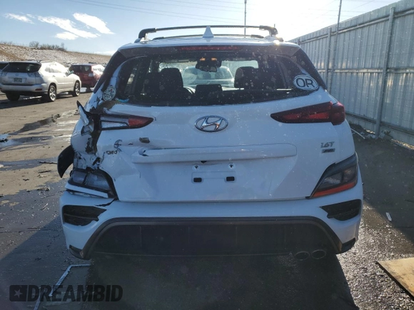 2022 Hyundai Kona N Line with VIN KM8K3CA33NU796555, listed as a Copart auction lot 42942895 with 39,328 mi miles and Salvage Title. Bid and sale history available at carsss.com. Image 6.