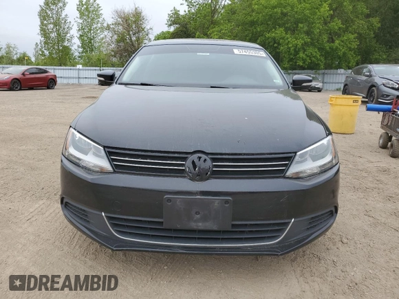 2014 Volkswagen Jetta SE с VIN 3VWD07AJ6EM407050, выставлен на аукционе Copart как лот 57455305 с пробегом 236 988 миль миль и Чистый • Clean title. История ставок и продаж доступна на DreamBid. Изображение 5.
