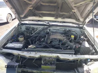 2001 Nissan Frontier SE z VIN 1N6ED27T11C371123, wystawiony jako IAAI lot #41874917 z przebiegiem 291 582 mil mil oraz . Historia ofert i sprzedaży dostępna na DreamBid. Obrazek 10.