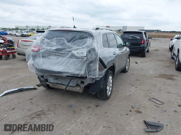 2017 Jeep Cherokee Limited with VIN 1C4PJLDB6HW521807, listed as a IAAI auction lot 42146399 with 46,487 mi miles and . Bid and sale history available at DreamBid. Image 4.