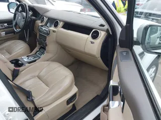 2016 Land Rover LR4 HSE z VIN SALAG2V61GA828886, wystawiony jako IAAI lot #42178599 z przebiegiem 100 217 mil mil oraz . Historia ofert i sprzedaży dostępna na DreamBid. Obrazek 5.