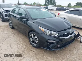 2021 Kia Forte FE with VIN 3KPF24AD5ME402798, listed as a IAAI auction lot 41891158 with 89,250 mi miles. Bid and sale history available at carsss.com. Image 1.
