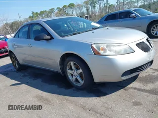 2007 Pontiac G6 with VIN 1G2ZG58N474261865, listed as a IAAI auction lot 41671641 with 217,455 mi miles. Bid and sale history available at carsss.com. Image 1.
