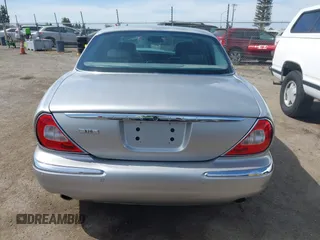 2004 Jaguar XJ 8 with VIN SAJEA71C74SG11470, listed as a IAAI auction lot 42032116 with 209,821 mi miles and . Bid and sale history available at DreamBid. Image 17.