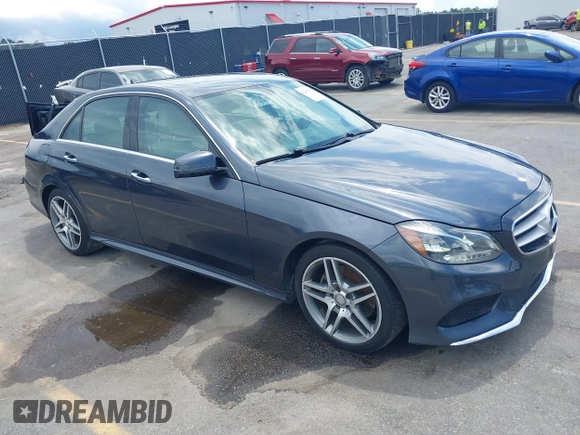 2016 Mercedes-Benz E 350 Sport z VIN WDDHF5KB5GB201488, wystawiony jako IAAI lot #42477574 z przebiegiem 107 279 mil mil oraz . Historia ofert i sprzedaży dostępna na DreamBid. Obrazek 1.