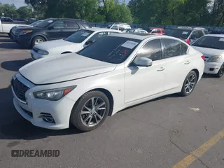 2015 Infiniti Q50 Premium z VIN JN1BV7ARXFM416349, wystawiony jako IAAI lot #42225088 z przebiegiem 194 127 mil mil oraz . Historia ofert i sprzedaży dostępna na DreamBid. Obrazek 2.