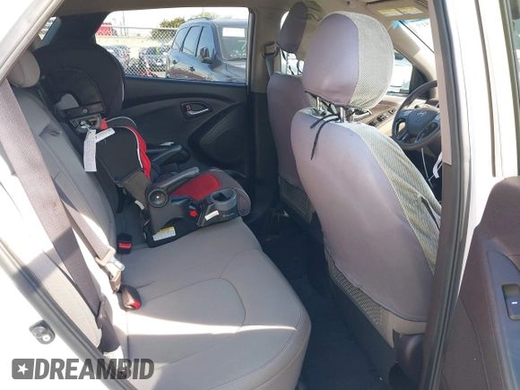 2015 Hyundai Tucson GLS with VIN KM8JT3AF9FU011348, listed as a IAAI auction lot 41860519 with 68,629 mi miles and . Bid and sale history available at DreamBid. Image 8.