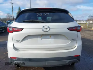 2024 Mazda CX-5 2.5 Carbon Turbo with VIN JM3KFBAY5R0425970, listed as a IAAI auction lot 41187507 with 8,851 mi miles. Bid and sale history available at carsss.com. Image 16.