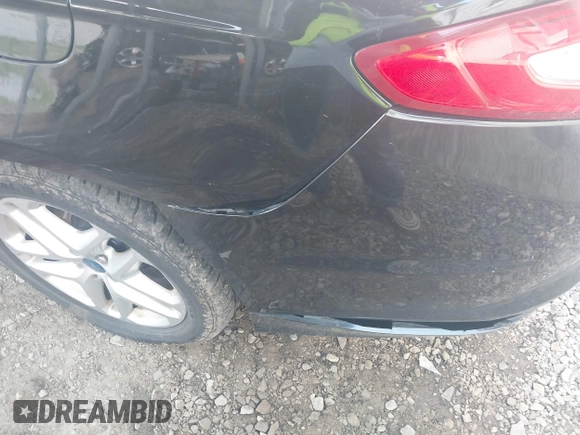 2013 Ford Fusion SE z VIN 3FA6P0H74DR121844, wystawiony jako IAAI lot #42192590 z przebiegiem 243 433 mil mil oraz . Historia ofert i sprzedaży dostępna na DreamBid. Obrazek 6.