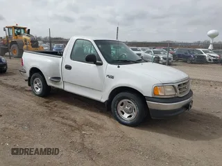 2001 Ford F-150 XL with VIN 2FTZF07221CA52446, listed as a IAAI auction lot 41836765 with 1 mi miles. Bid and sale history available at carsss.com. Image 1.