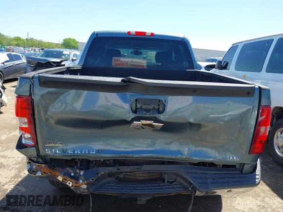 2011 Chevrolet Silverado 1500 LT with VIN 3GCPKSE3XBG265420, listed as a IAAI auction lot 42077697 with 267,658 mi miles and . Bid and sale history available at DreamBid. Image 16.