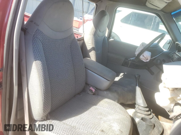 1998 Ford Ranger XL z VIN 1FTYR10U0WUA32708, wystawiony jako Copart lot #52278275 z przebiegiem 230 249 mil mil oraz Szkoda całkowita • Salvage title. Historia ofert i sprzedaży dostępna na DreamBid. Obrazek 10.