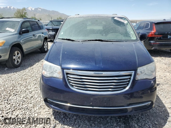 2014 Chrysler Town & Country Touring with VIN 2C4RC1BG0ER434298, listed as a Copart auction lot 55850755 with 176,453 mi miles and Clean Title. Bid and sale history available at DreamBid. Image 5.