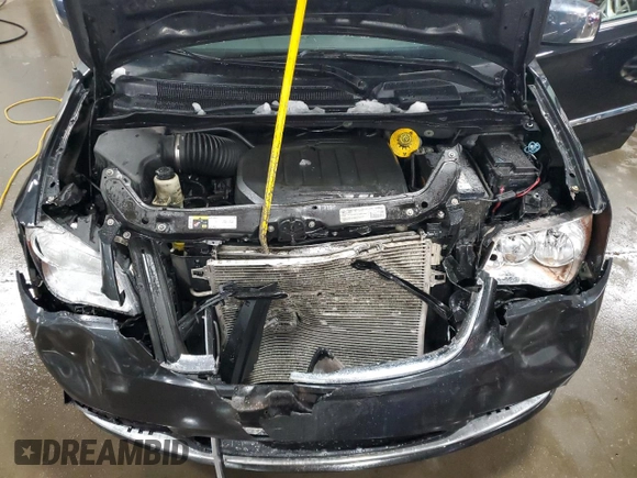 2015 Chrysler Town & Country Touring-L with VIN 2C4RC1CG7FR583839, listed as a Copart auction lot 51528995 with 240,978 mi miles and Salvage Title. Bid and sale history available at carsss.com. Image 13.
