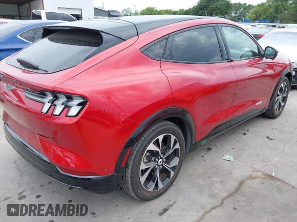 2023 Ford Mustang Mach-E Premium z VIN 3FMTK3SU5PMA70024, wystawiony jako IAAI lot #42475385 z przebiegiem 37 015 mil mil oraz . Historia ofert i sprzedaży dostępna na DreamBid. Obrazek 4.