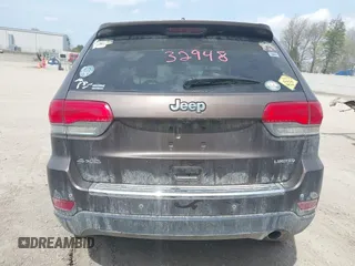 2018 Jeep Grand Cherokee Limited with VIN 1C4RJFBG9JC268479, listed as a IAAI auction lot 42032948 with 106,077 mi miles and . Bid and sale history available at DreamBid. Image 16.