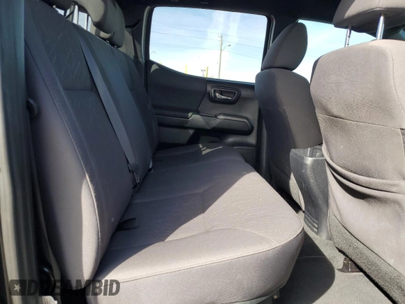 2018 Toyota Tacoma SR5 with VIN 5TFAZ5CN8JX061295, listed as a Copart auction lot 49313485 with 42,825 mi miles and Clean Title. Bid and sale history available at DreamBid. Image 10.